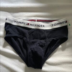 Tommy Hilfiger Men's Black Briefs hard to find
